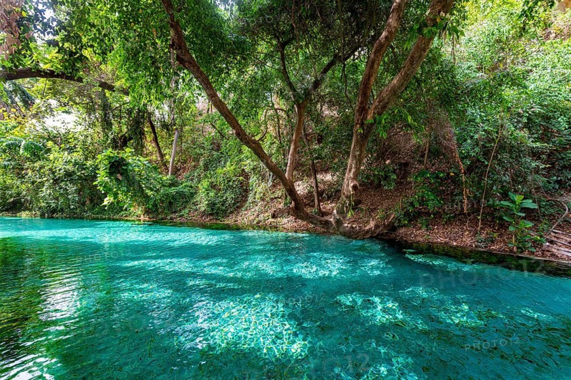 Turquoise Wikki warm springs