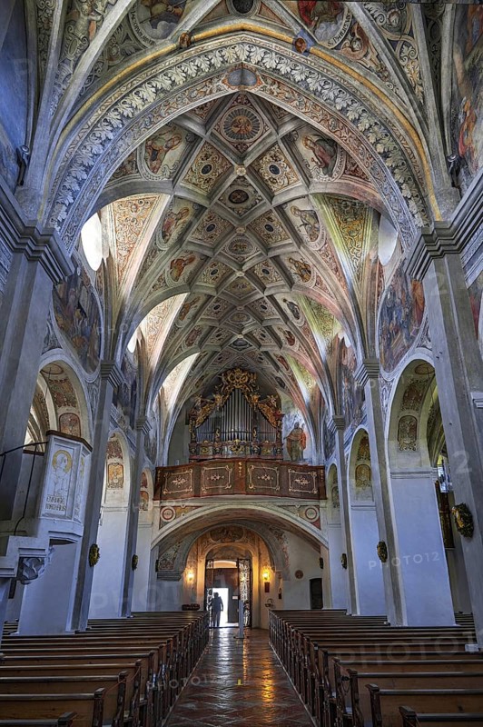 Organ loft