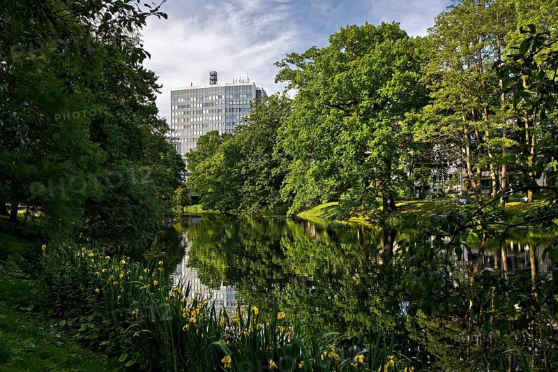 High-rise building and Bremer Wallanlagen