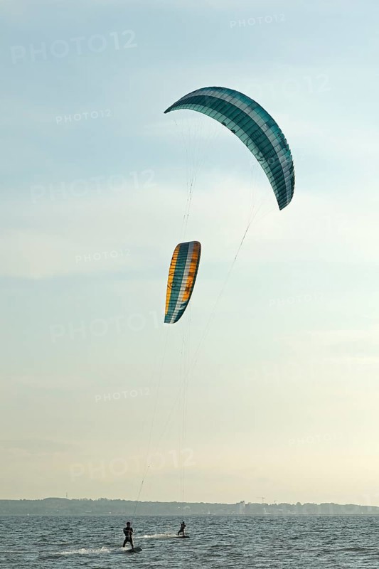 Kitesurfer