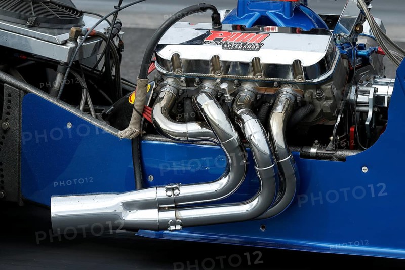 Nitro fuel engine of a race car