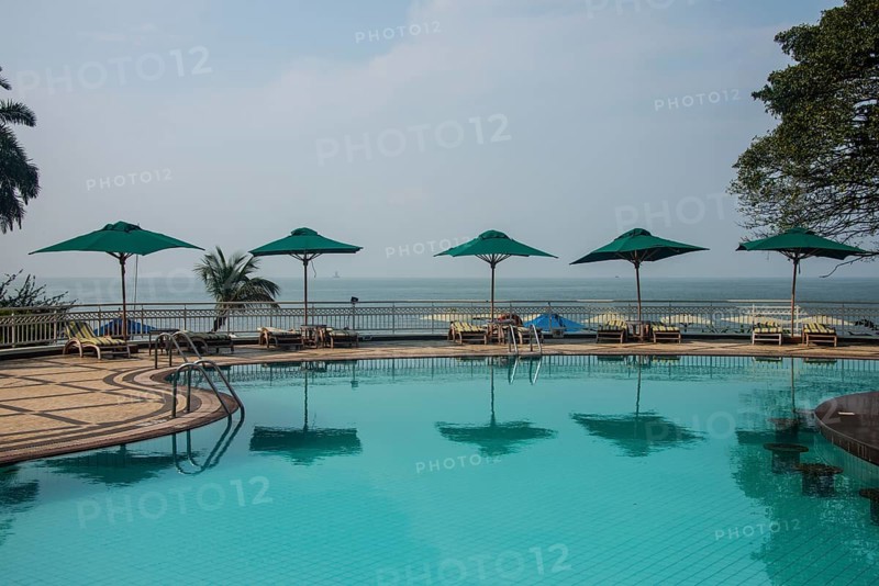 Swimming pool at a Luxus hotel on Lake Kivu