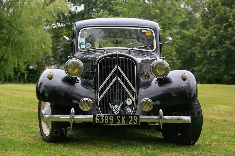 Oldtimer Citroen Traction 11 BL legere from 1957 in black