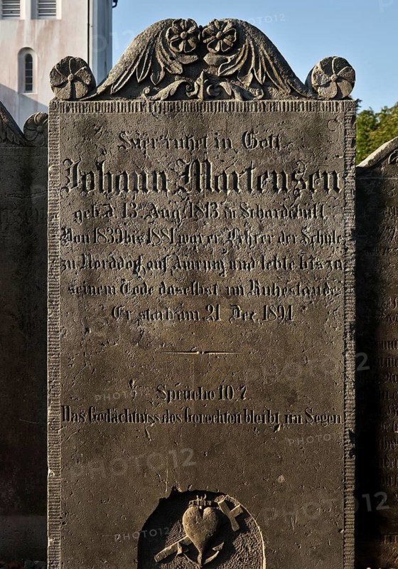 Talking gravestones at the cemetery in front of St. Clemens church