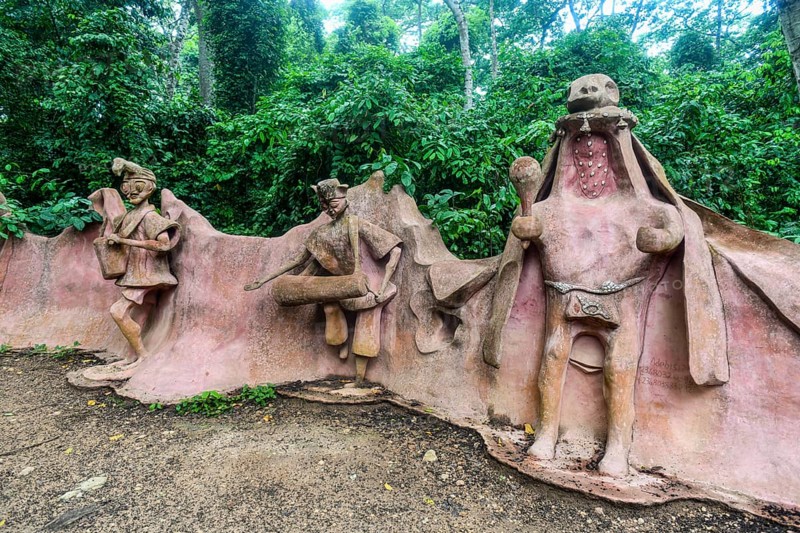 Voodoo scultpures in the Unesco site Osun-Osogbo Sacred Grove
