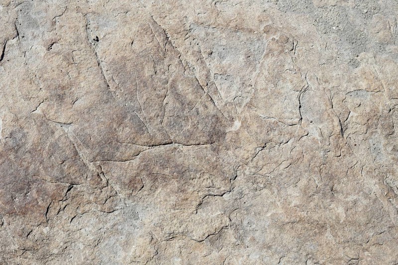 Stone pattern in a dry riverbed