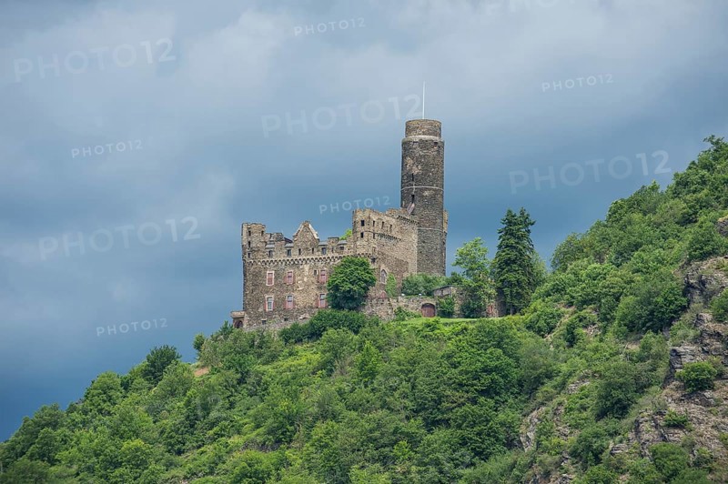 Castle Maus overlooking the Rhine river