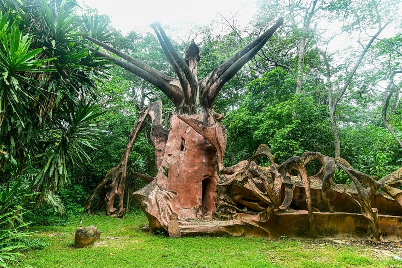 Voodoo scultpures in the Unesco site Osun-Osogbo Sacred Grove