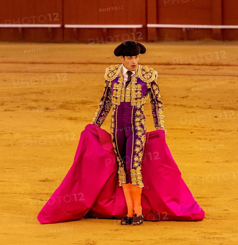 Banderillero with capa