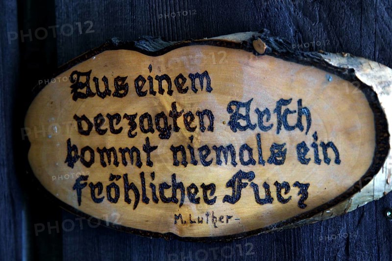 Sign on WC in restaurant zur Weimarschmiede