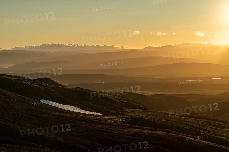 View from Kerlingarfjoell towards Langjoekull
