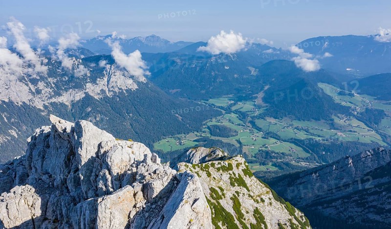 View into the valley on the way to the Hochkalter