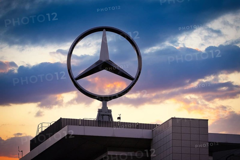 Mercedes star