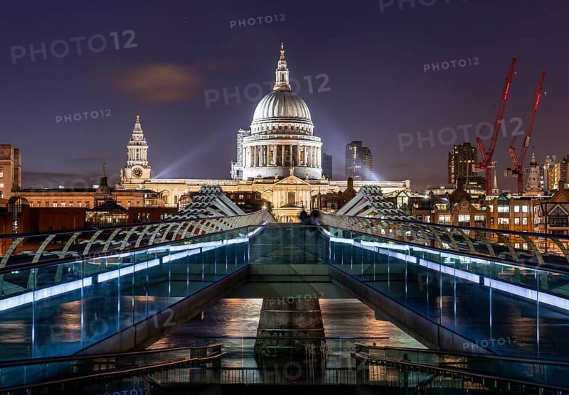 Millennium Bridge and St Paul's Cathedral at night