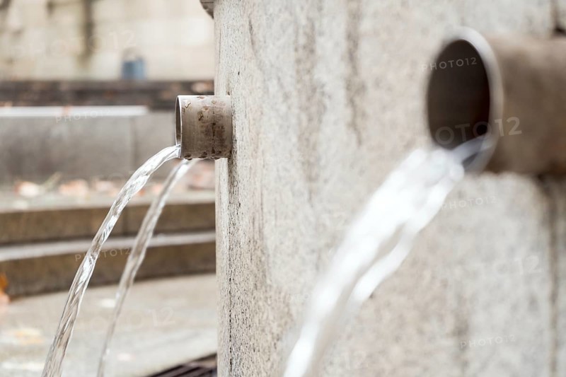 Public intake of mineral water in Luso