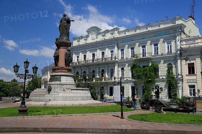 Catherine Square with monument to Tsarina Catherine II