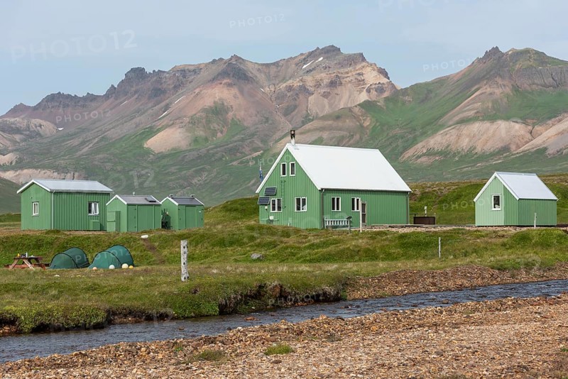 Cabins of the Icelandic Hiking Association and coloured rhyolite mountains