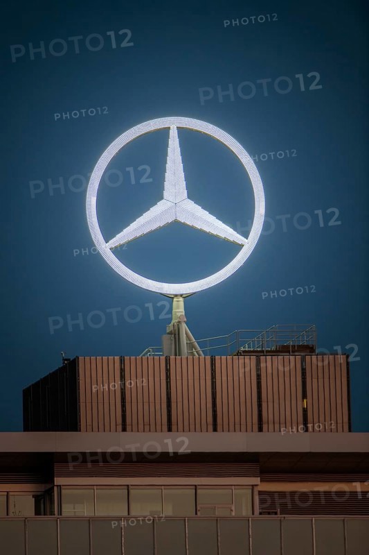 Mercedes star