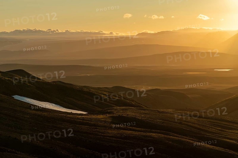 View from Kerlingarfjoell towards Langjoekull