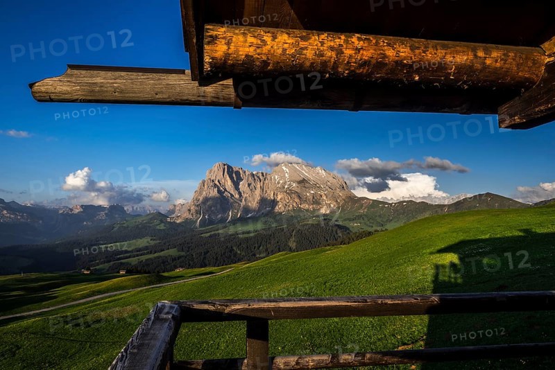 View of the peaks of the Langkofel (left) and the Plattkofel (right)