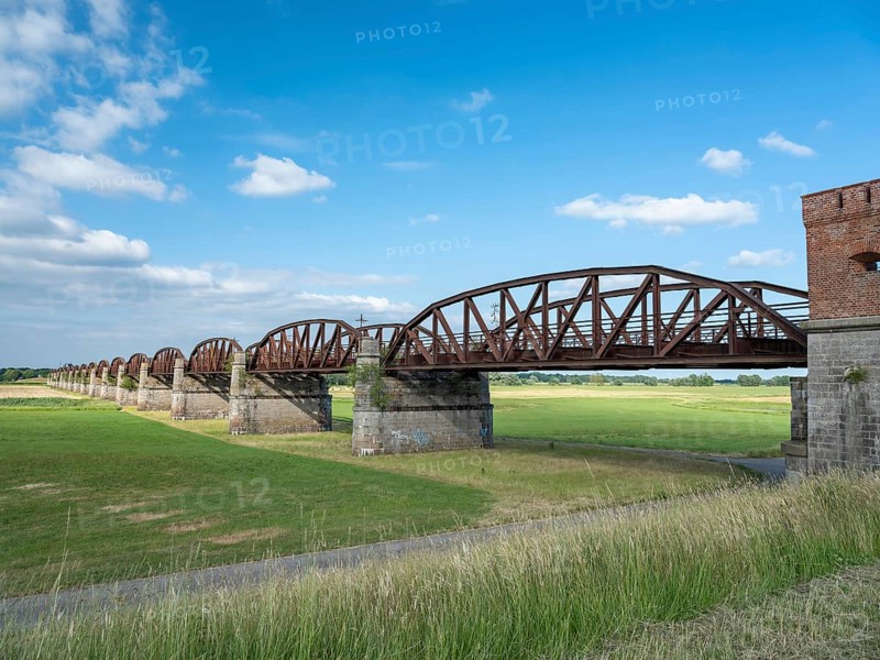 Former Doemitzer railway bridge on the Elbe in Kaltenhof