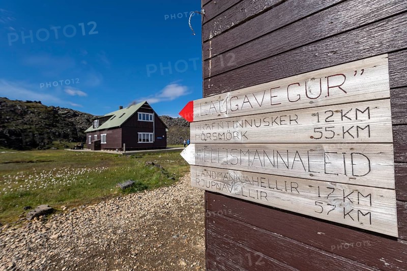Signpost hiking trail Laugavegur and hut