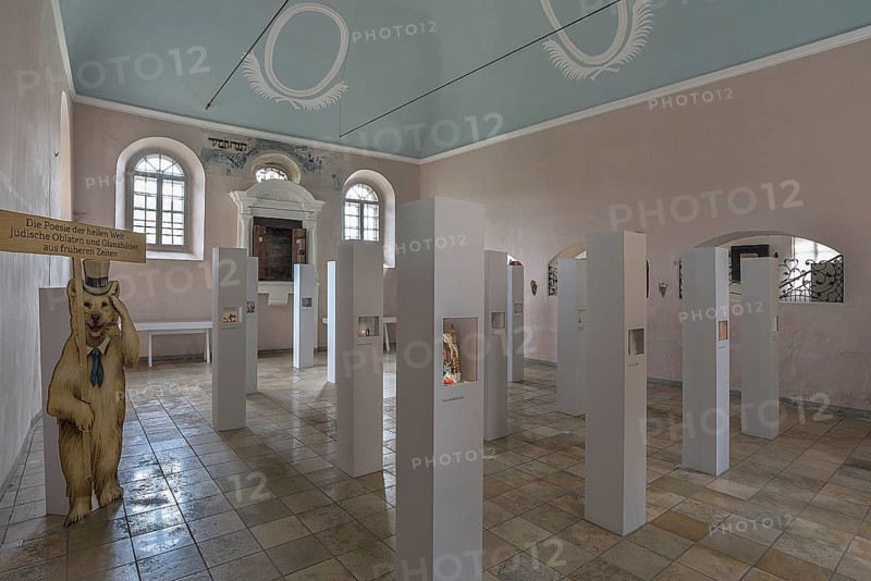 Exhibition until 28.11.2021: Poetry of the Healing World