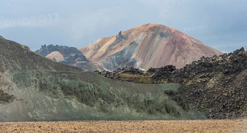 Burnisteinsalda and lava field Laugahraun