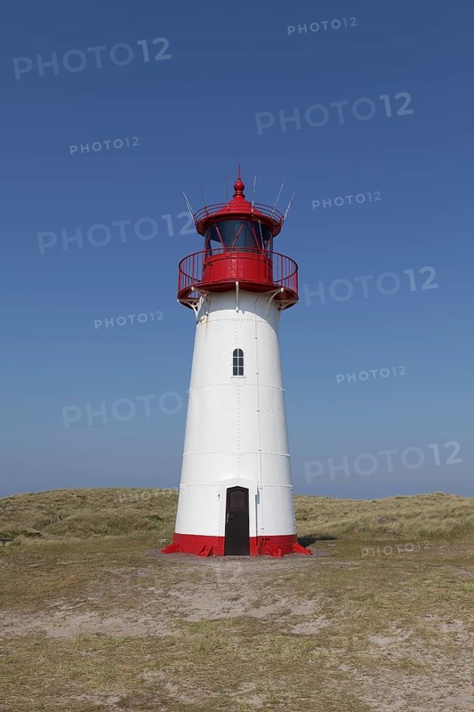 Red-white lighthouse List-West