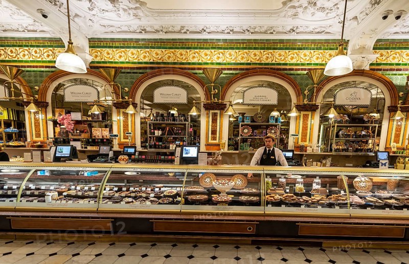 Counter with cakes and pastries