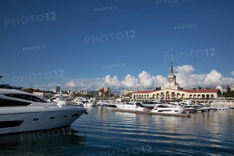 Sea port