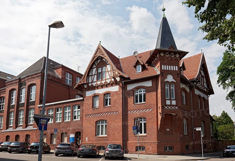 Former weaving school with director's house