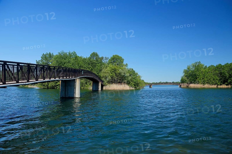 Small bridges to islands in the Saint Lawrence River