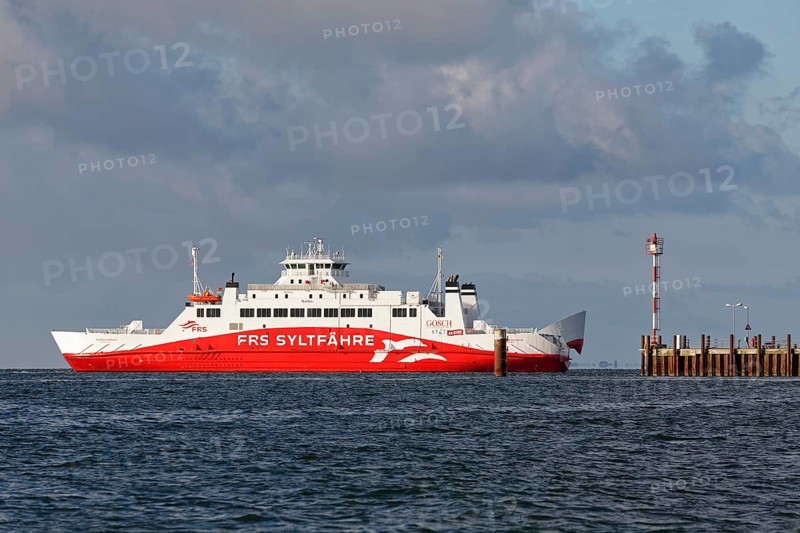 FRS Sylt ferry sails into Lister Harbour
