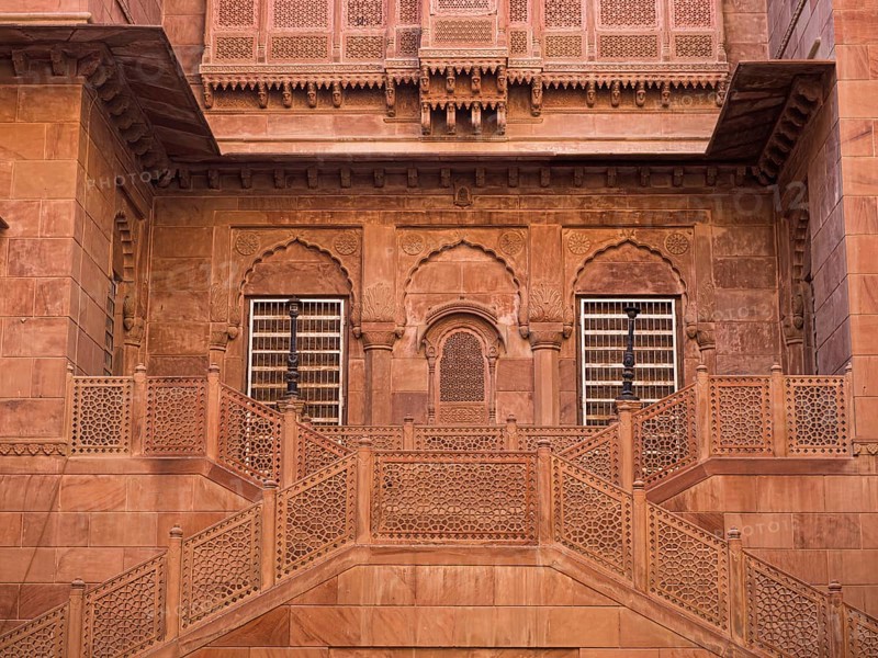 Staircase and rampart