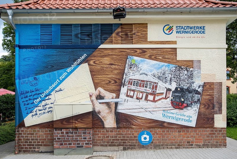 City advertising on a transformer house of the municipal utility in Wernigerode