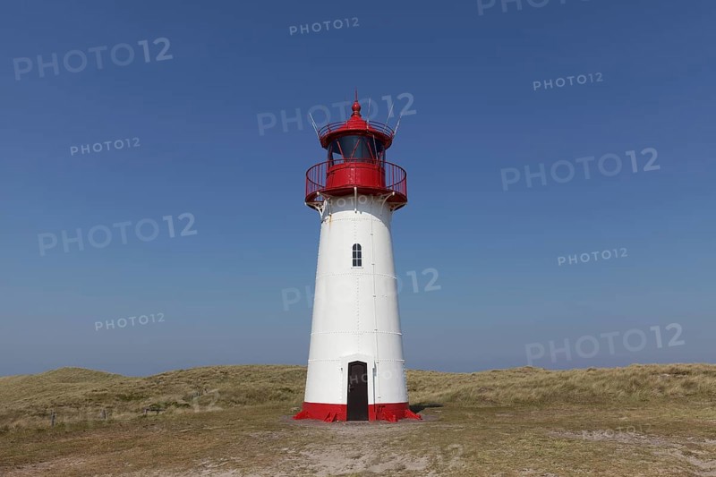 Red-white lighthouse List-West