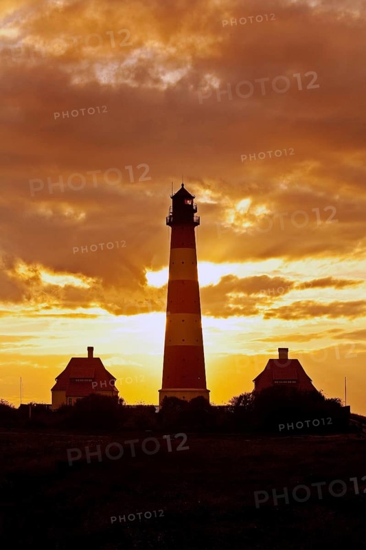 Westerhever Lighthouse at sunset