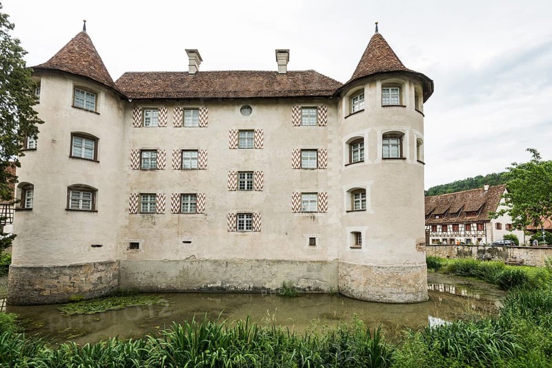 Glatt moated castle