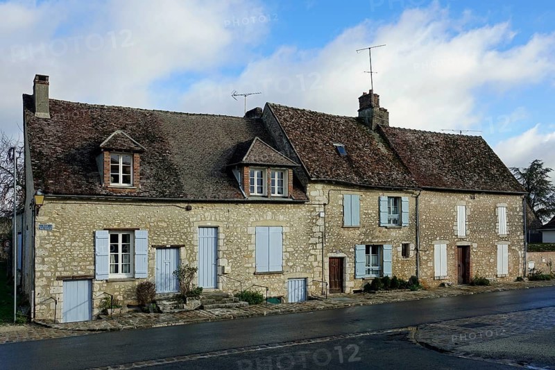 Stone house at the Porte de Jouy town gate