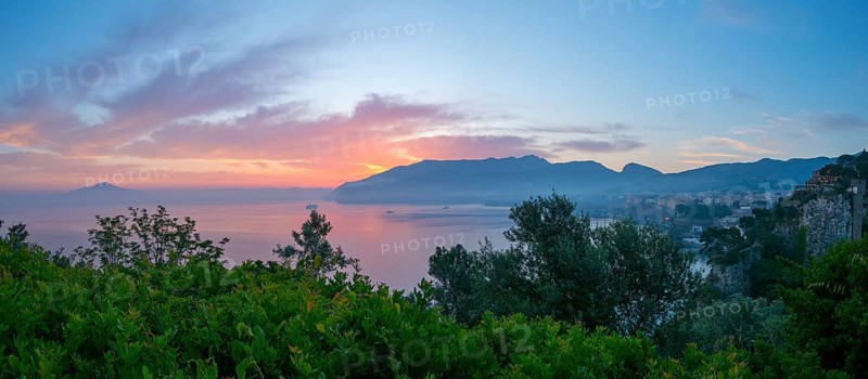 Dawn in front of sunrise