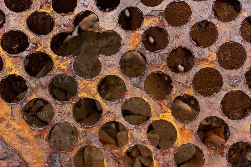 Rusty grid
