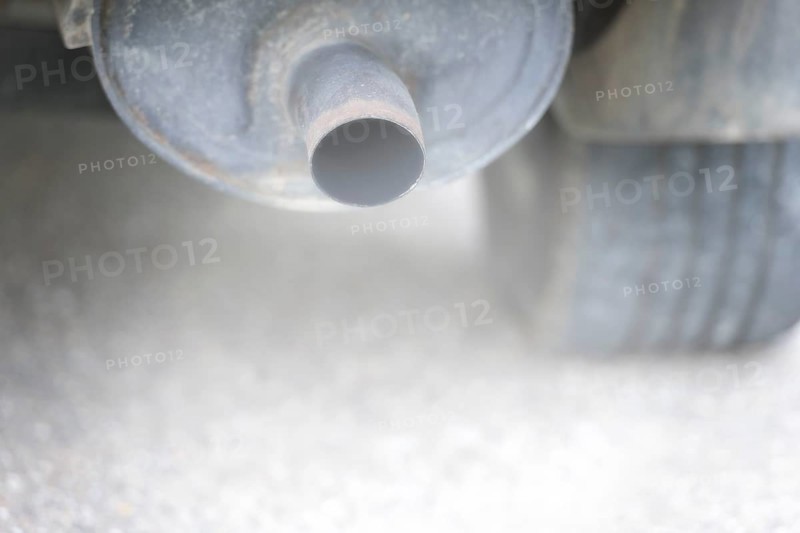 Exhaust with exhaust gases of a combustion engine