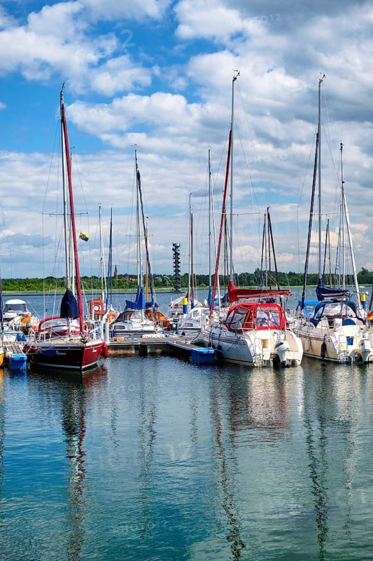 Marina Bernsteinsee