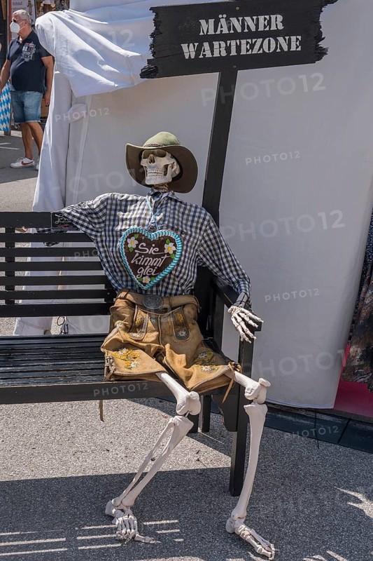 Skeleton in the men's waiting area
