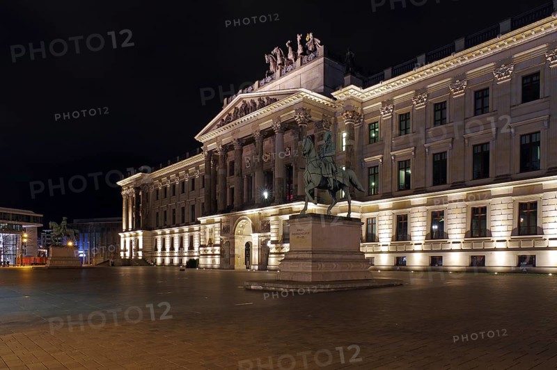 Braunschweig Castle at night