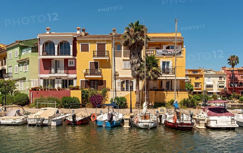 Boats and colourful houses