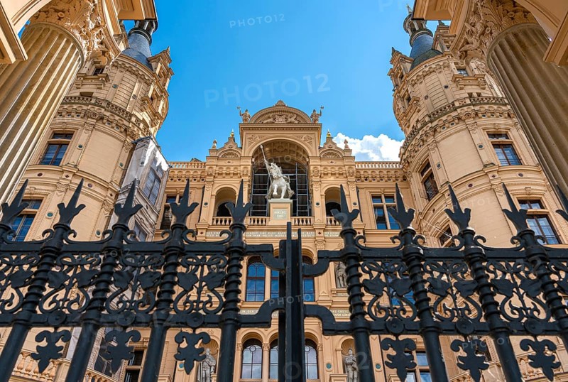 The portal at the entrance to Schwerin Castle