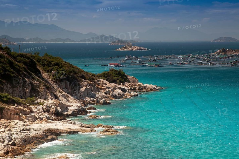Coast near Vinh Hy