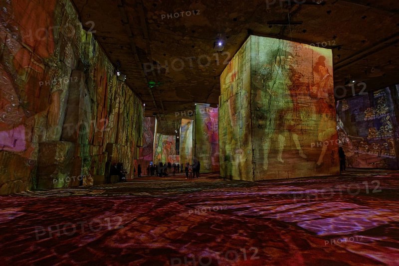 Light and pictureshow Carrieres des Lumieres